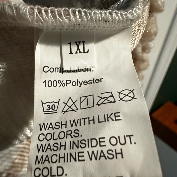 Cozy Plaid Teddy Jacket - Cream and Brown NWOT - Picture 3 of 4